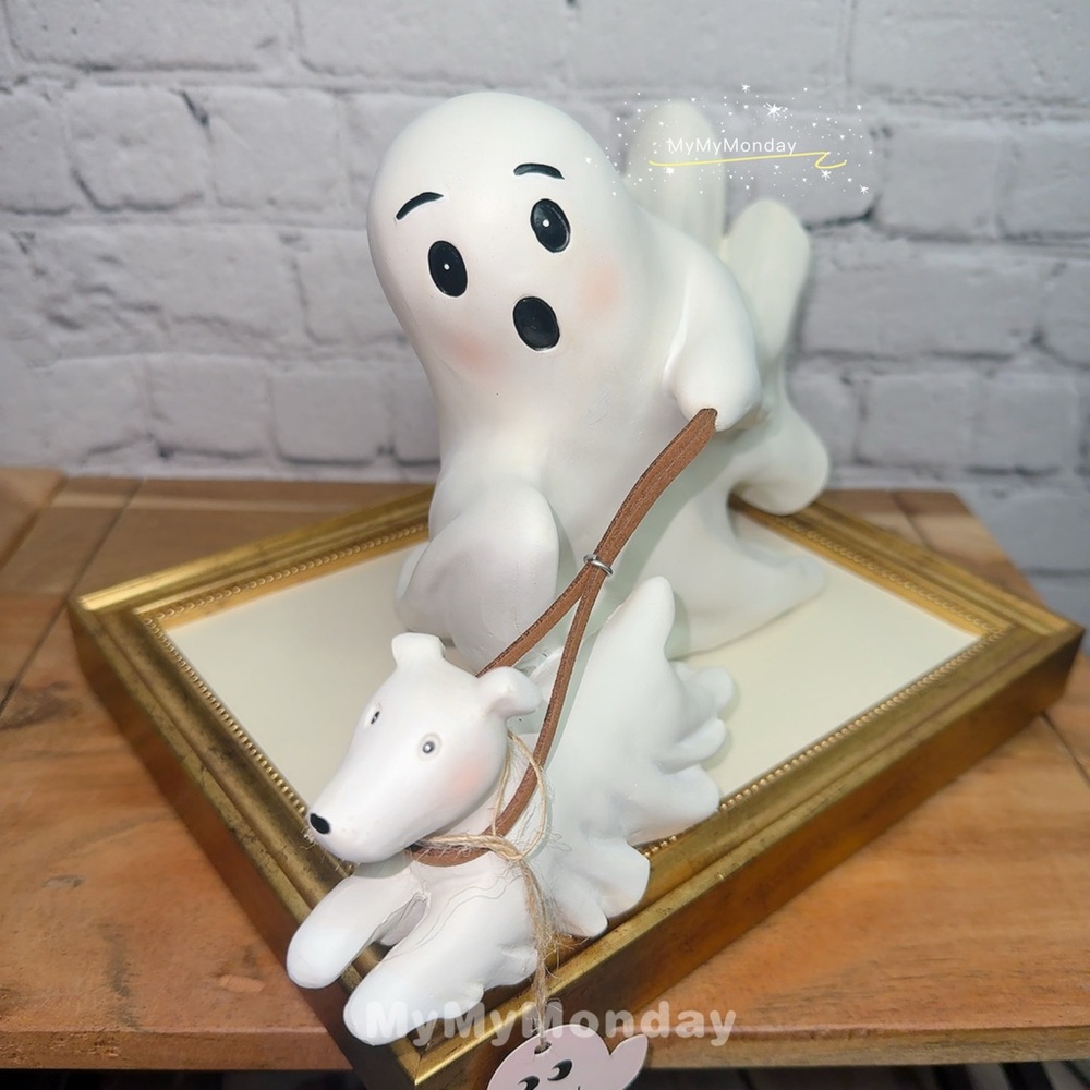 Halloween Goblin & Ghoul Flying Ghost Walking Dog - Picture 1 of 7